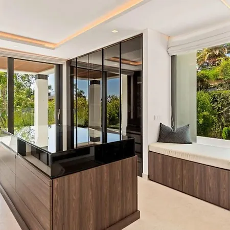 Looking For A Luxurious And Modern Dubrovnik