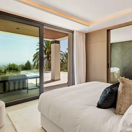 Looking For A Luxurious And Modern Ντουμπρόβνικ