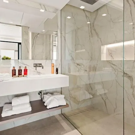 Looking For A Luxurious And Modern *